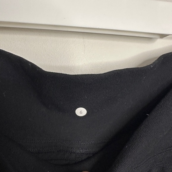 Lululemon Black Active Shorts 4.5” Inseam - Picture 9 of 10